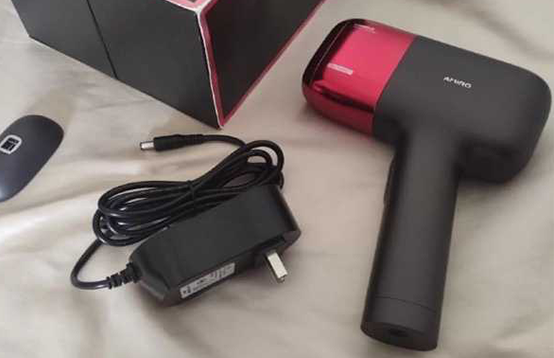 越來越多人選擇家用脫毛儀,這是什么原因呢?(圖1) 越來越多人選擇家用脫毛儀,這是什么原因呢?(圖1)